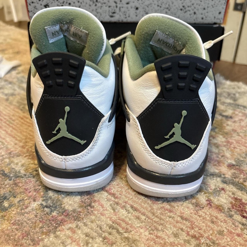 sea foam green jordan 4s - Picture 4 of 5